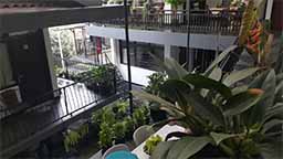 Ruang Belakang